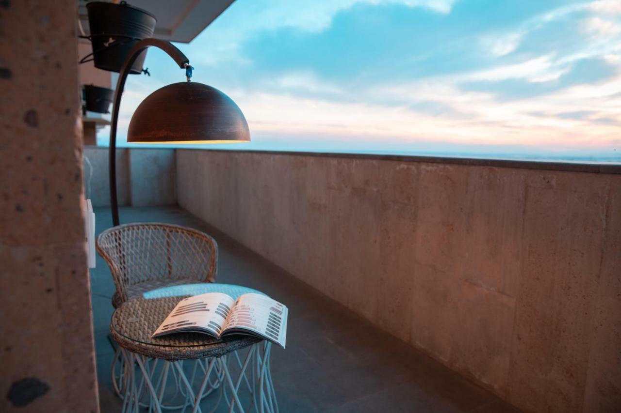 Ris Dalma Collection Yerevan Exterior photo